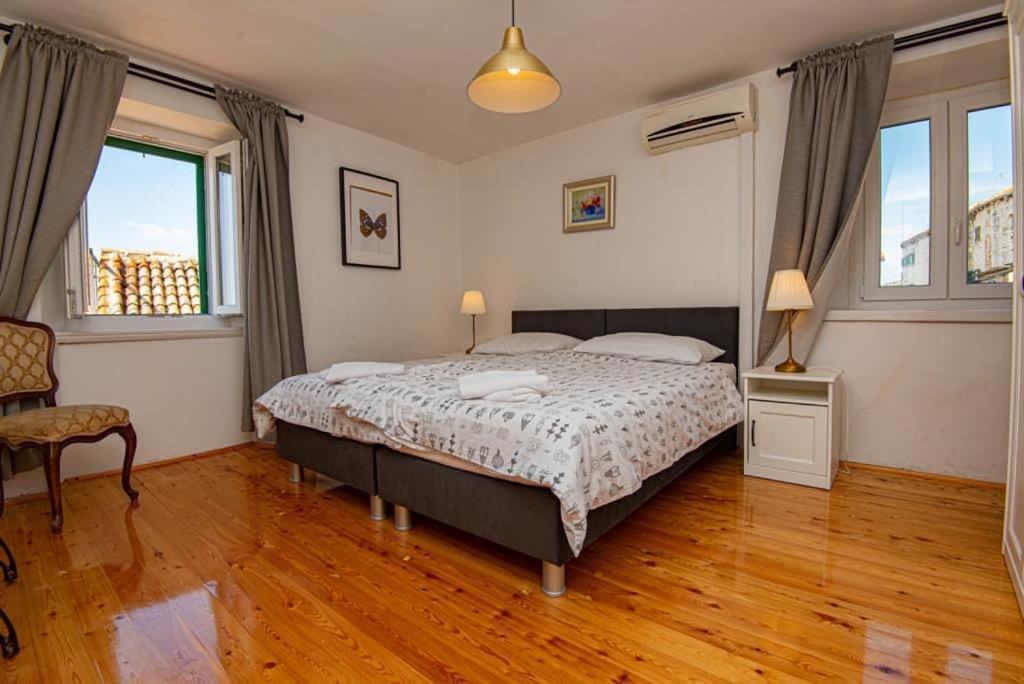 Apartments&Rooms Ille Šibenik Extérieur photo