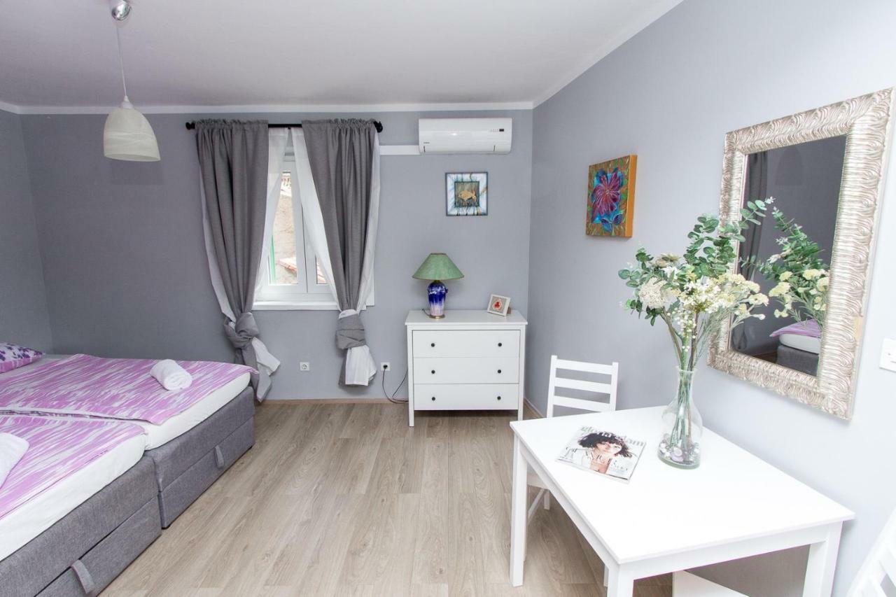 Apartments&Rooms Ille Šibenik Extérieur photo