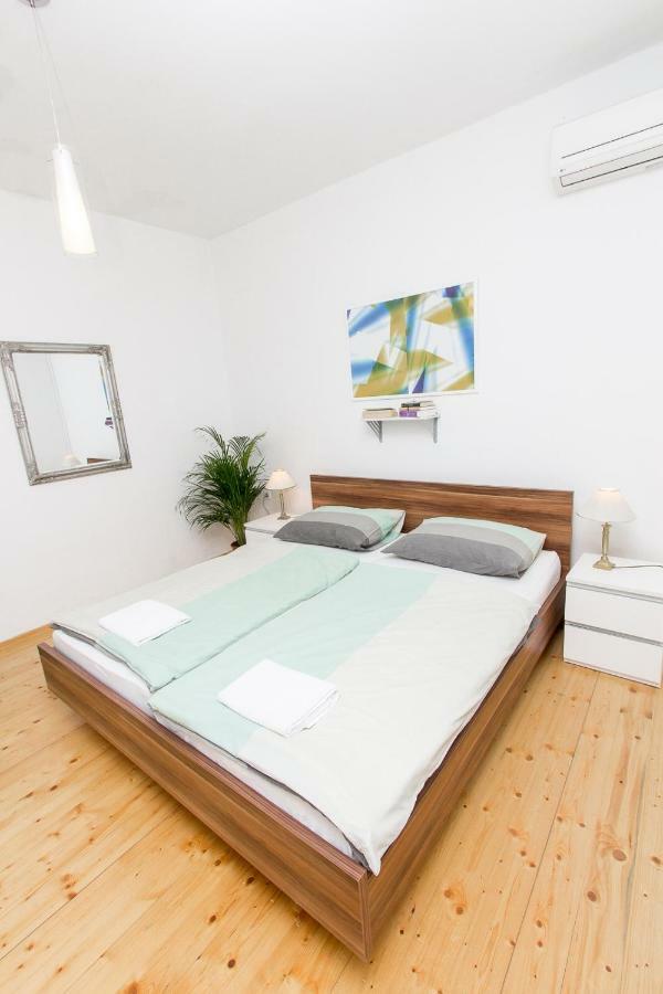 Apartments&Rooms Ille Šibenik Extérieur photo